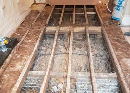 100mm Knauf Loft Roll 1140mm x 12.18m - (13.89m2/Pack)